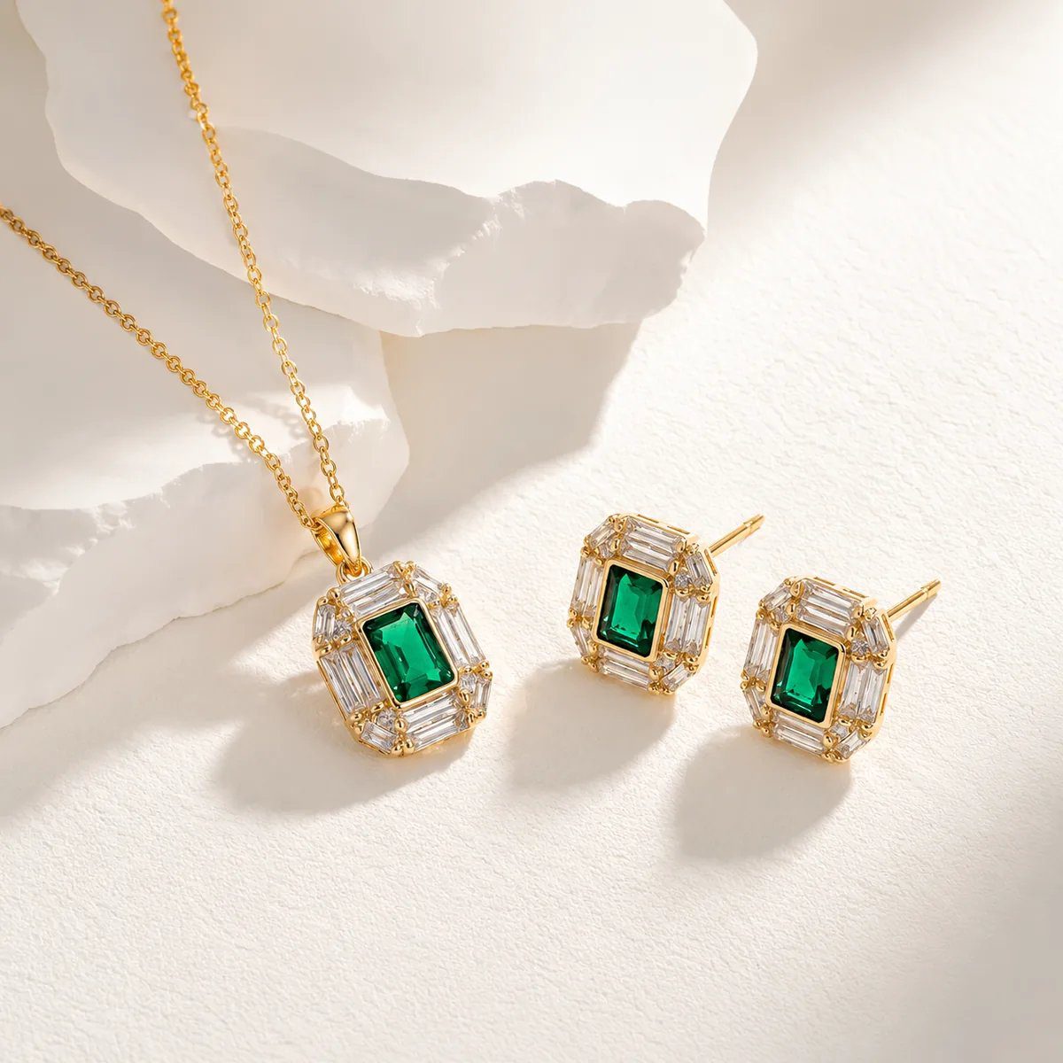 Emerald Necklace and Earrings Ladies Set